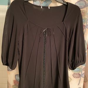 Black cute ladies top.  Renaissance style